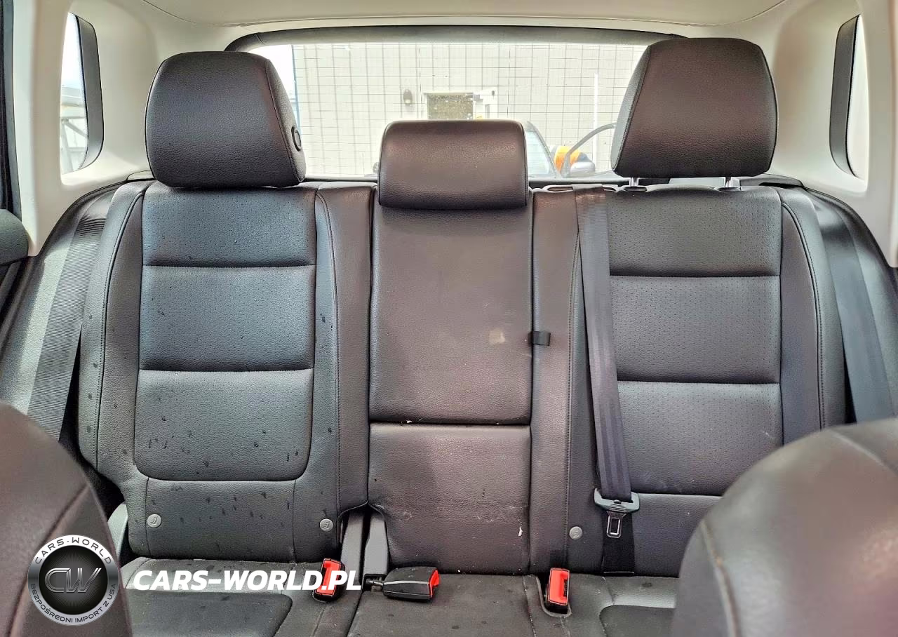 2014 Volkswagen Tiguan S VIN:WVGBV3AX1EW541890 - 10