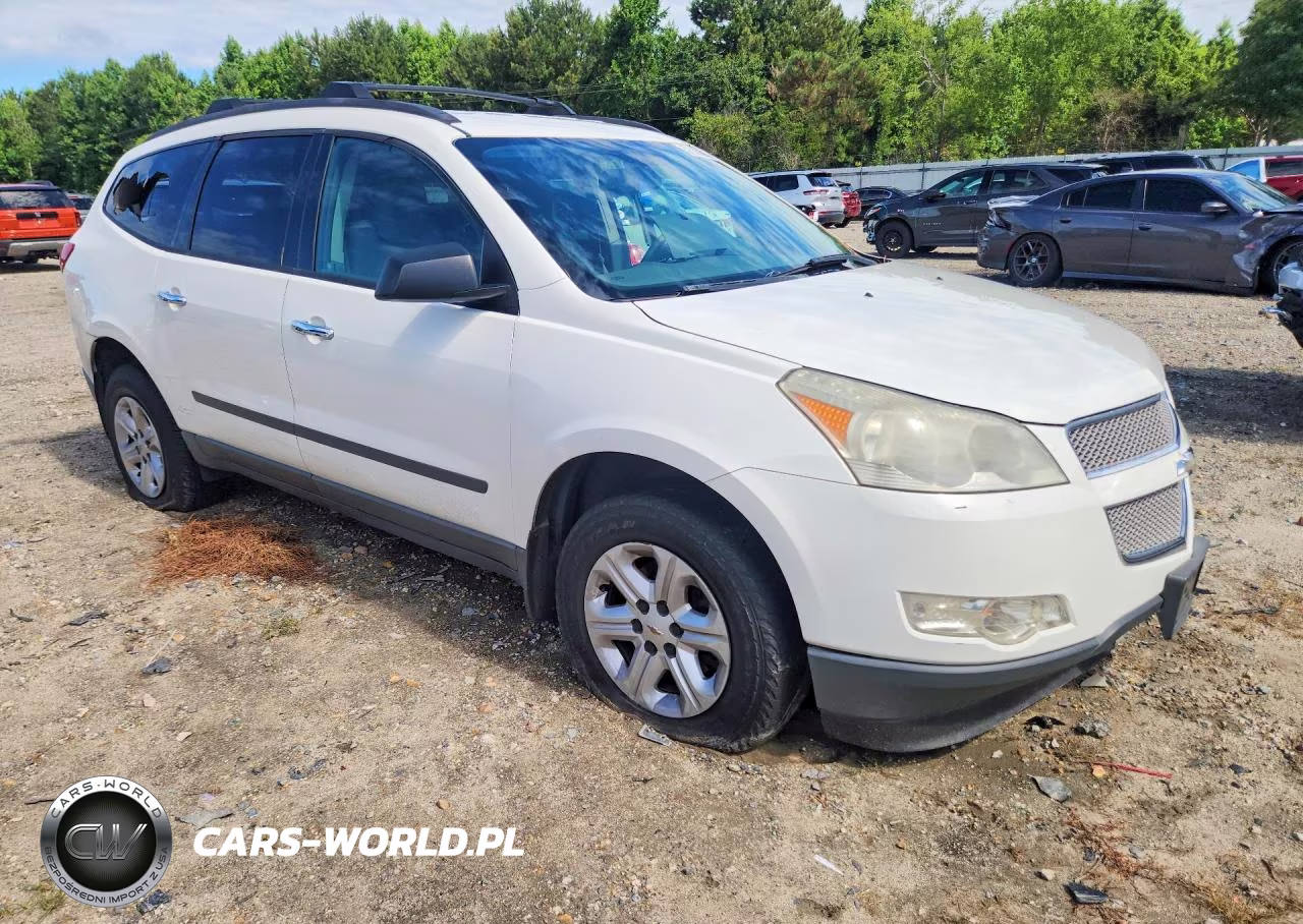 2011 Chevrolet Traverse Ls VIN:1GNKRFED8BJ284222 - 4