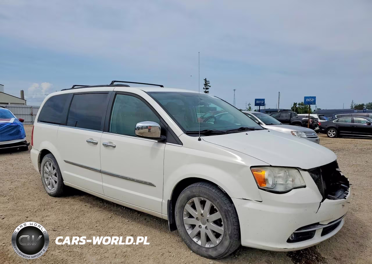 2011 Chrysler Town & Country Touring L VIN:2A4RR8DG4BR676151 - 4