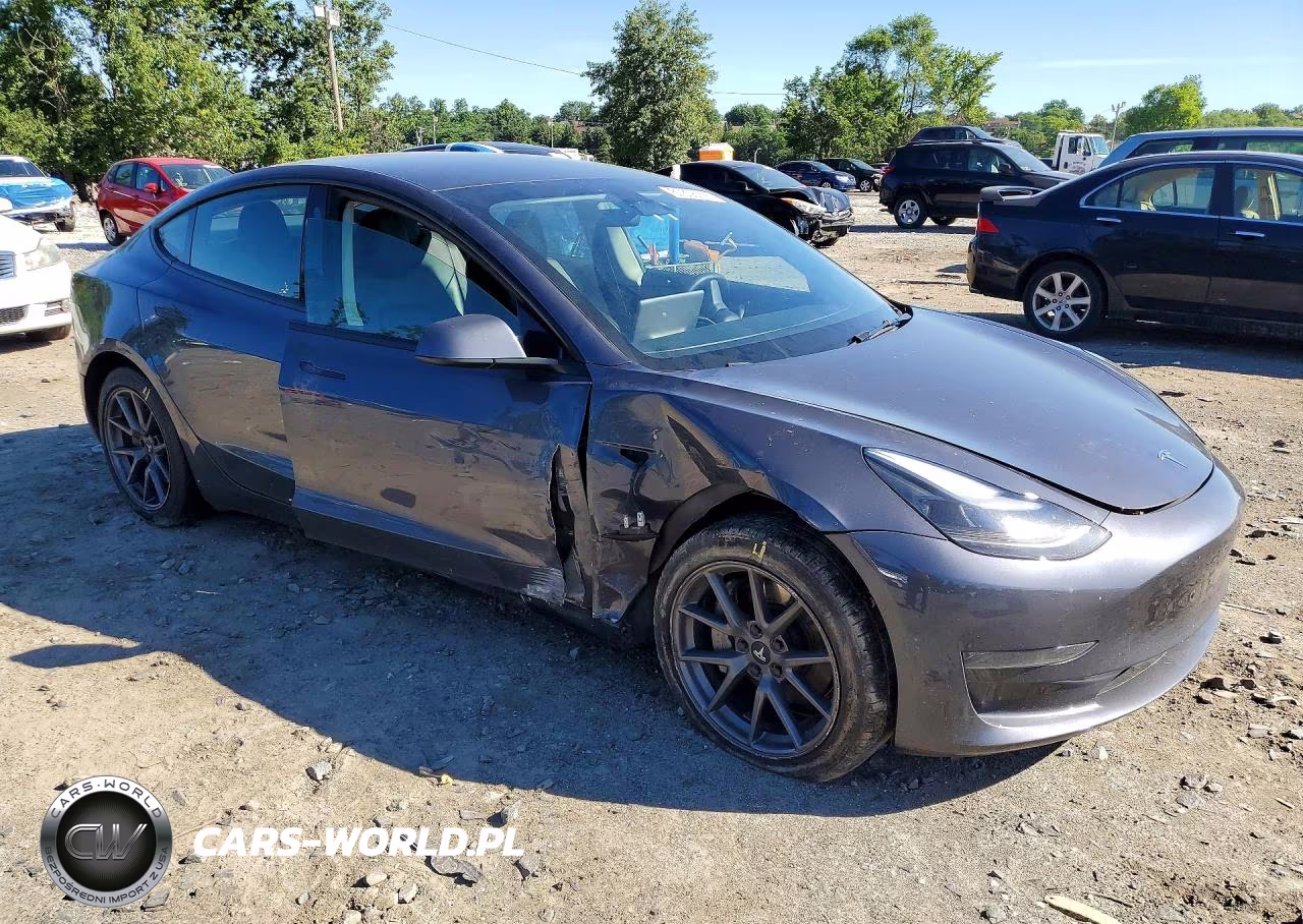 2023 Tesla Model 3 VIN:5YJ3E1EA9PF569902 - 4