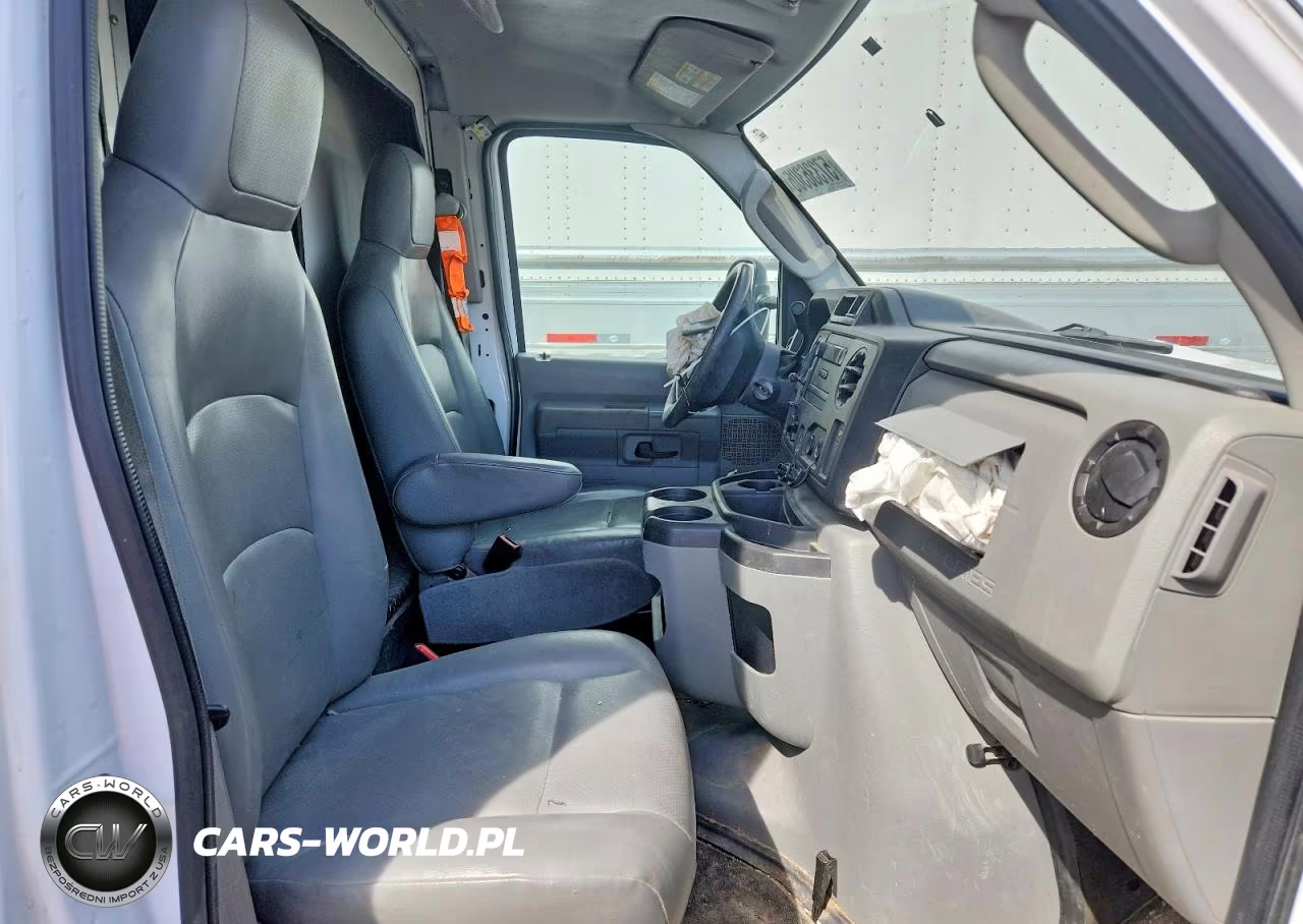 2017 Ford Econoline E350 Super Duty Commercial Cutaway Van VIN:1FDWE3FSXHDC32286 - 11