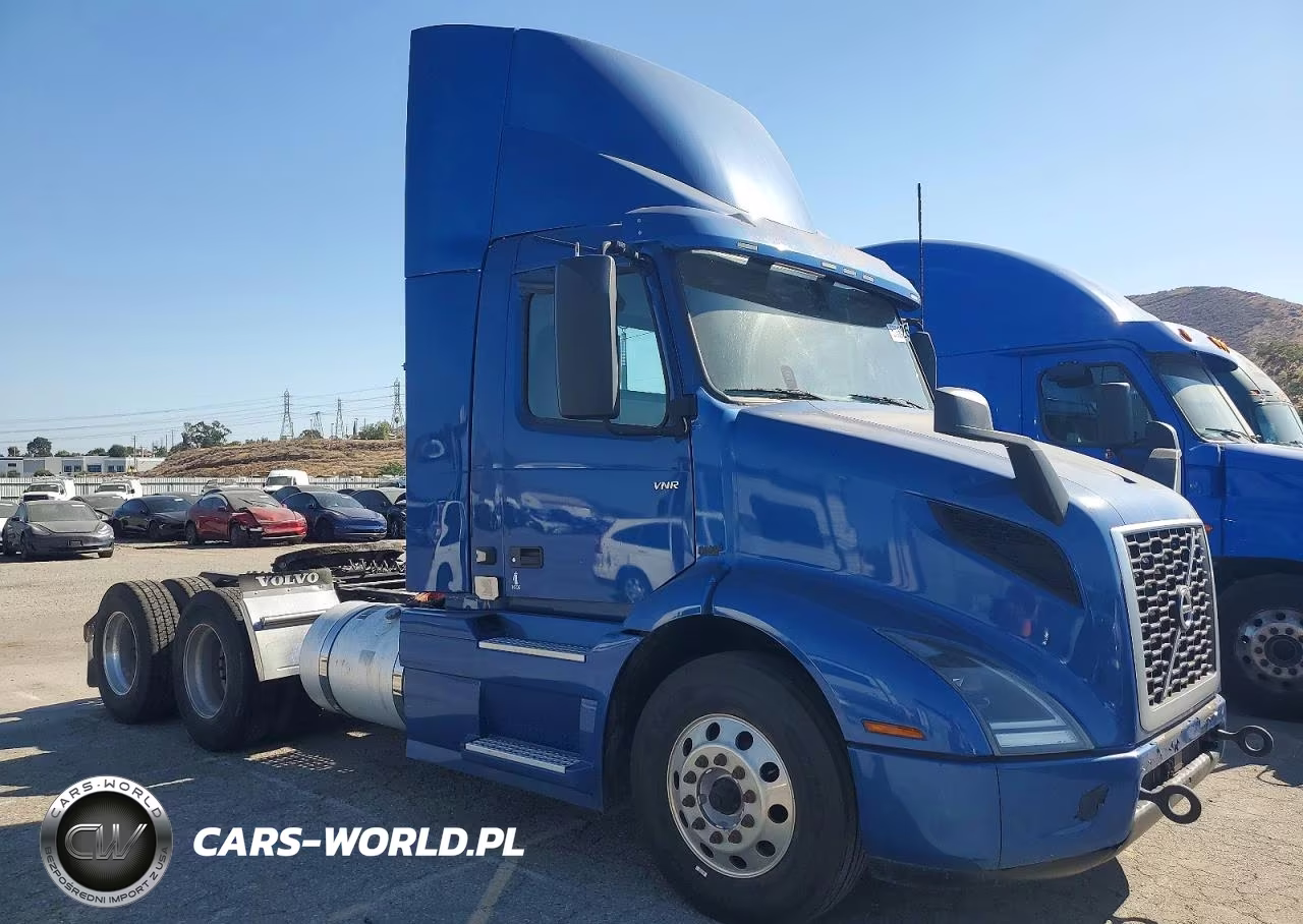 2022 Volvo Vnr Semi Truck