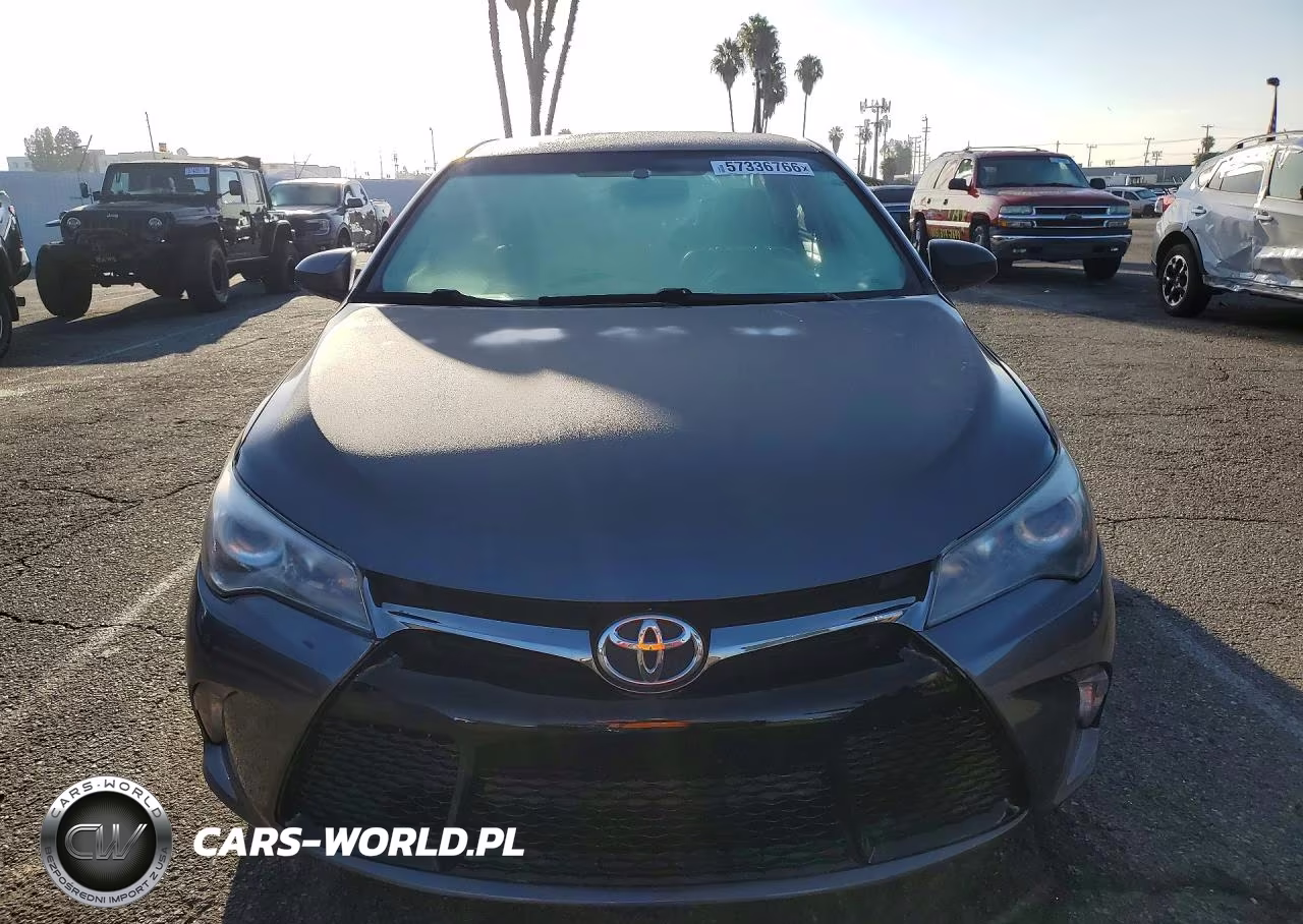 2017 Toyota Camry Se VIN:4T1BF1FK6HU314726 - 5