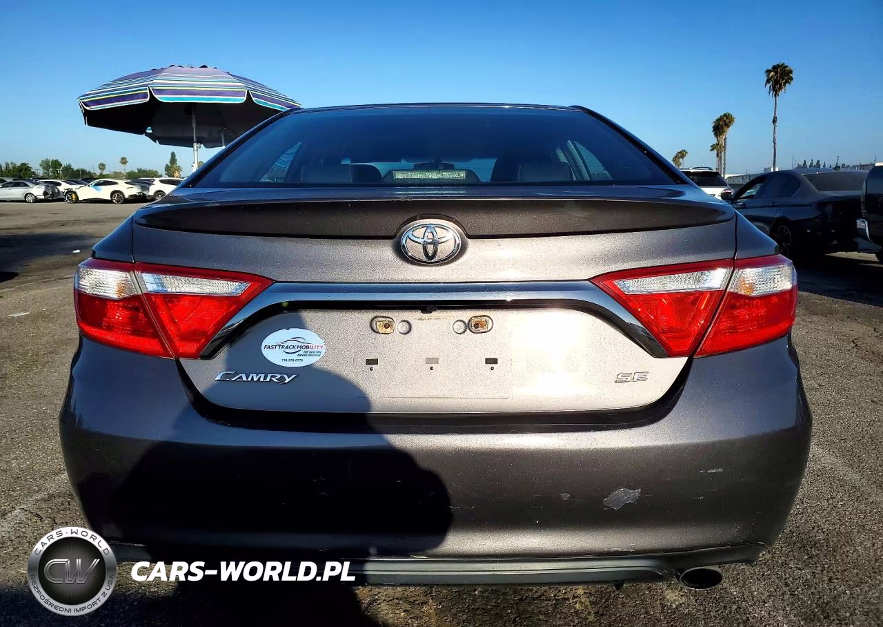 2017 Toyota Camry Se VIN:4T1BF1FK6HU314726 - 6