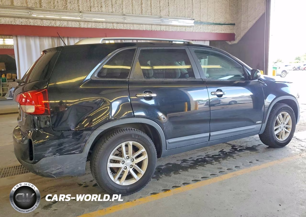 2014 Kia Sorento Lx VIN:5XYKTCA67EG497196 - 3