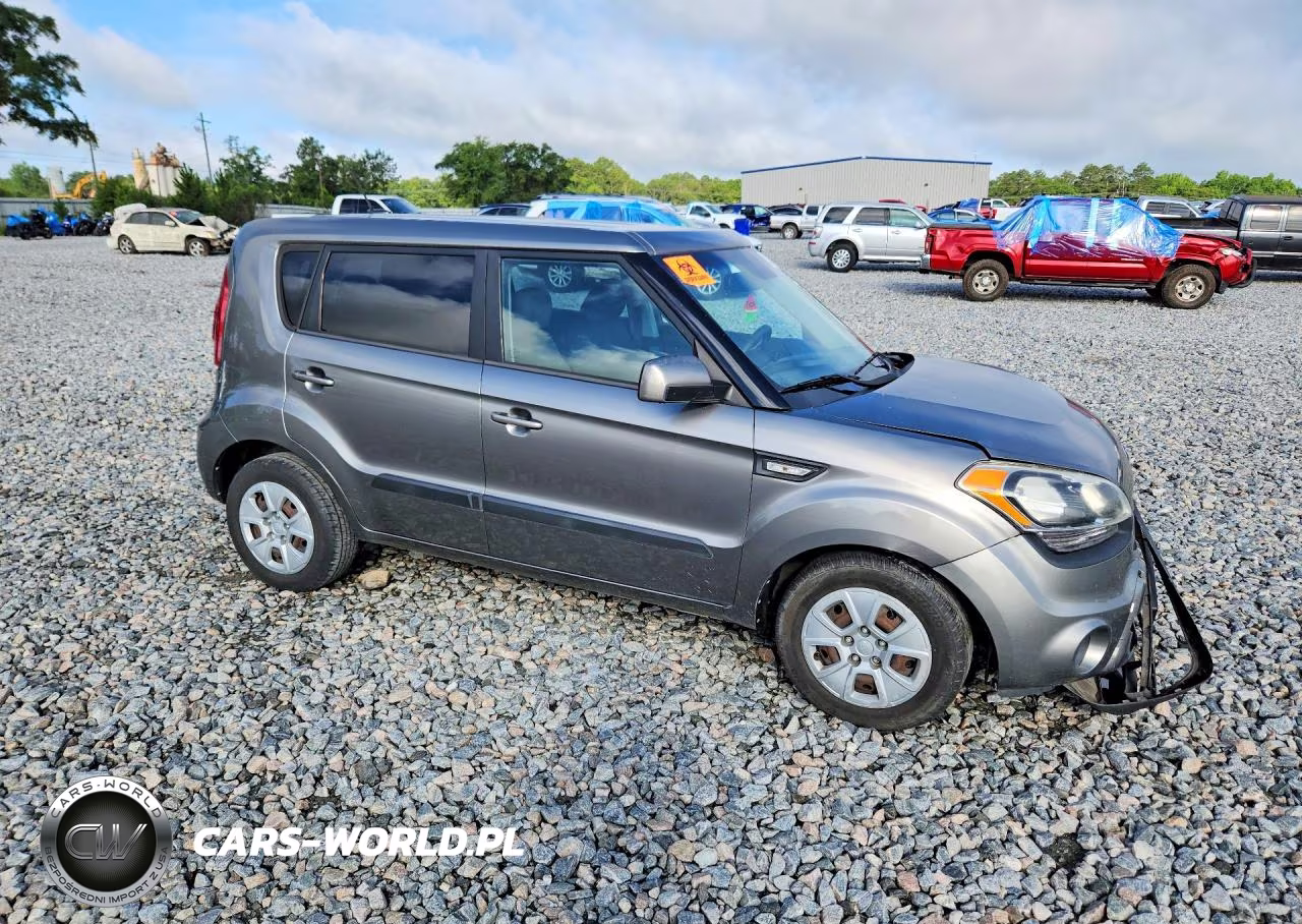 2013 Kia Soul Base VIN:KNDJT2A52D7494182 - 4