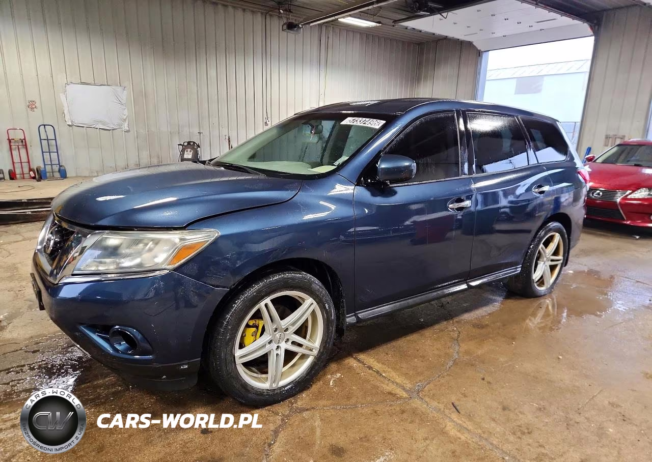 2015 Nissan Pathfinder S