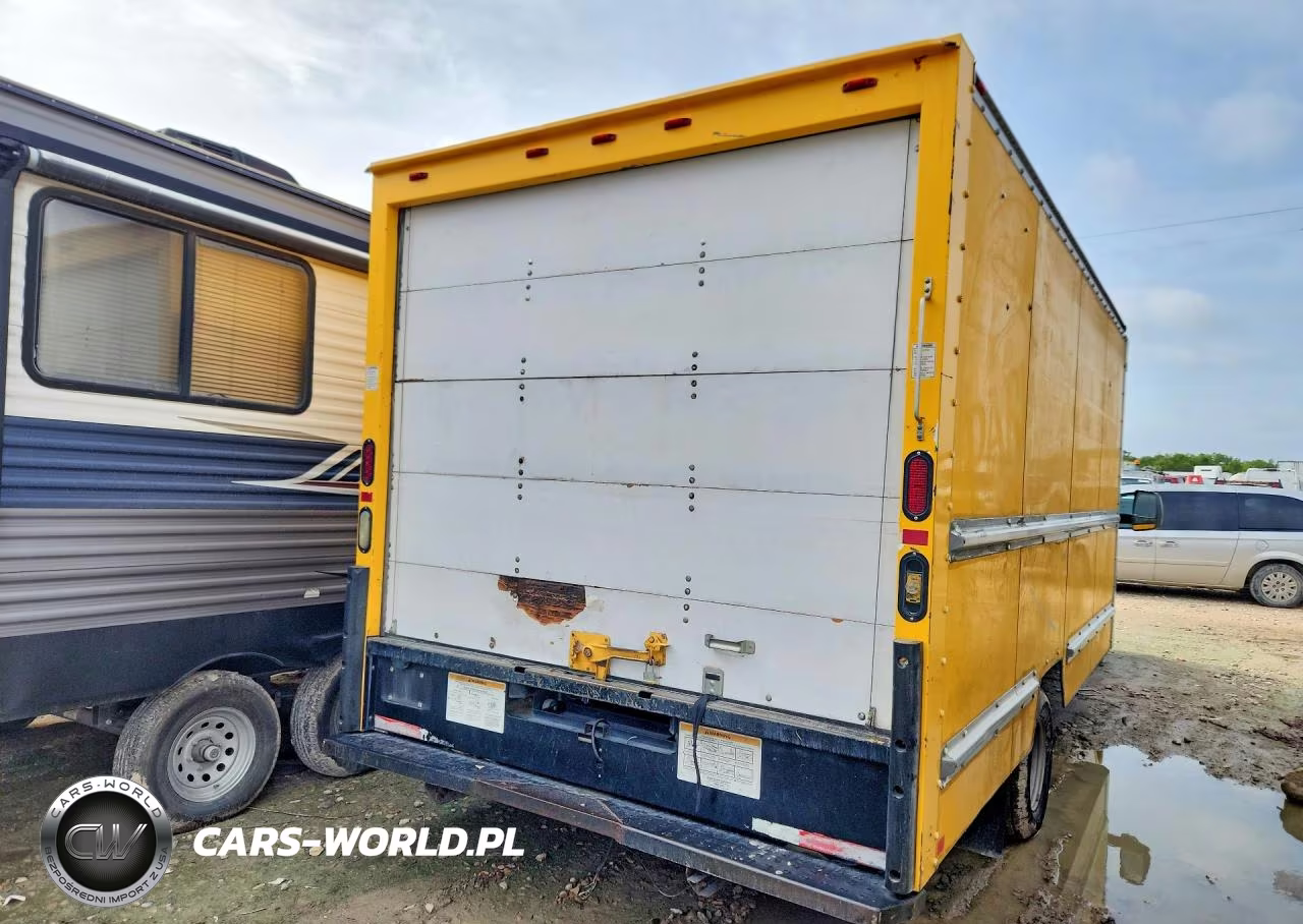 2010 GMC Savana Box Truck VIN:1GD6G4BG0A1900878 - 3