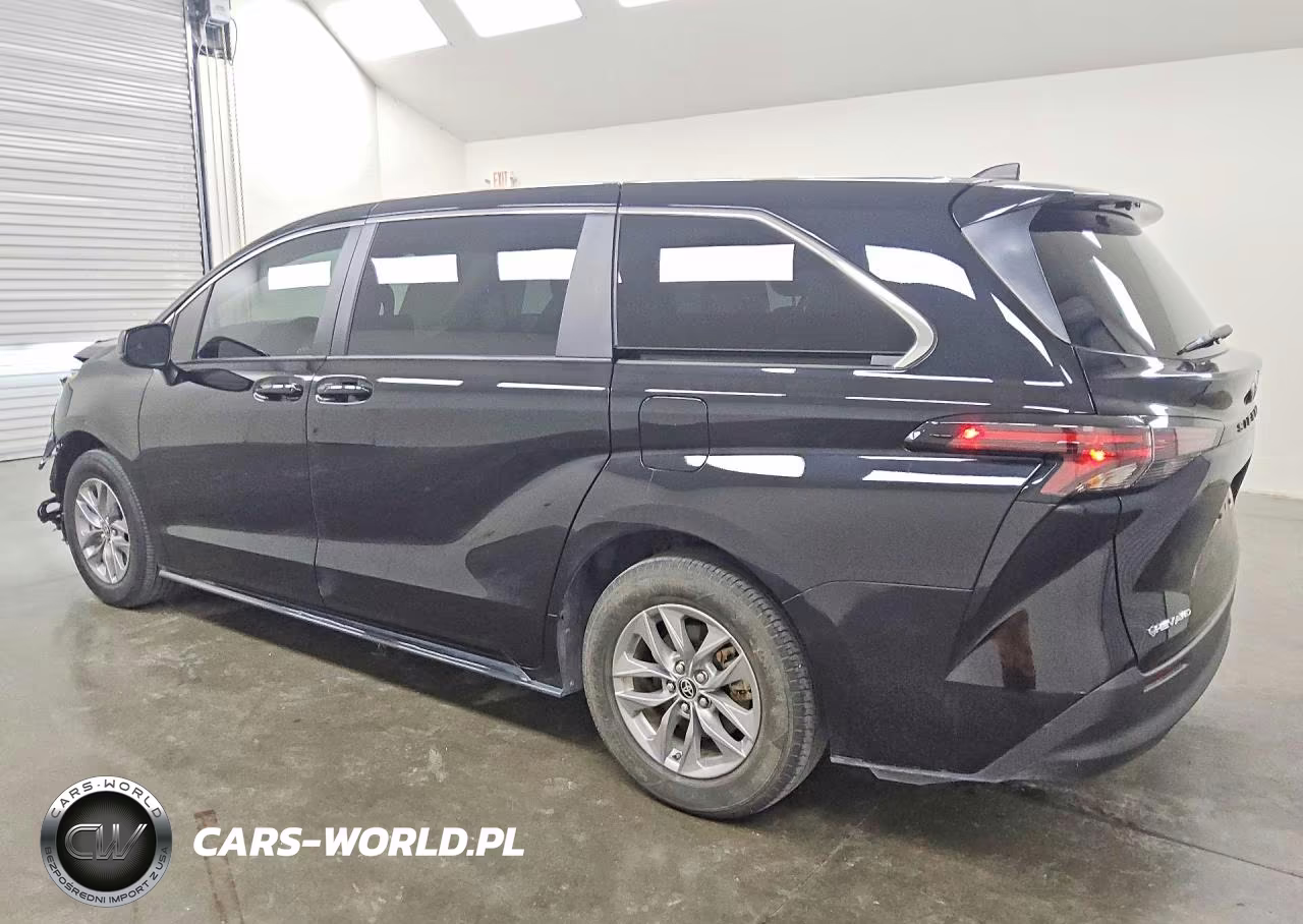 2025 Toyota Sienna Le VIN:5TDKSKFC2SS177665 - 2