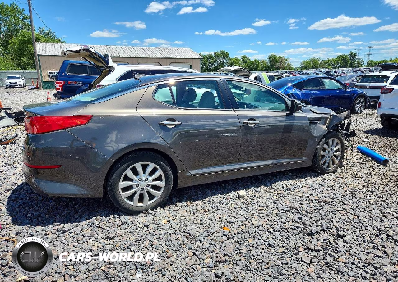 2014 Kia Optima VIN:5XXGN4A76EG279740 - 3