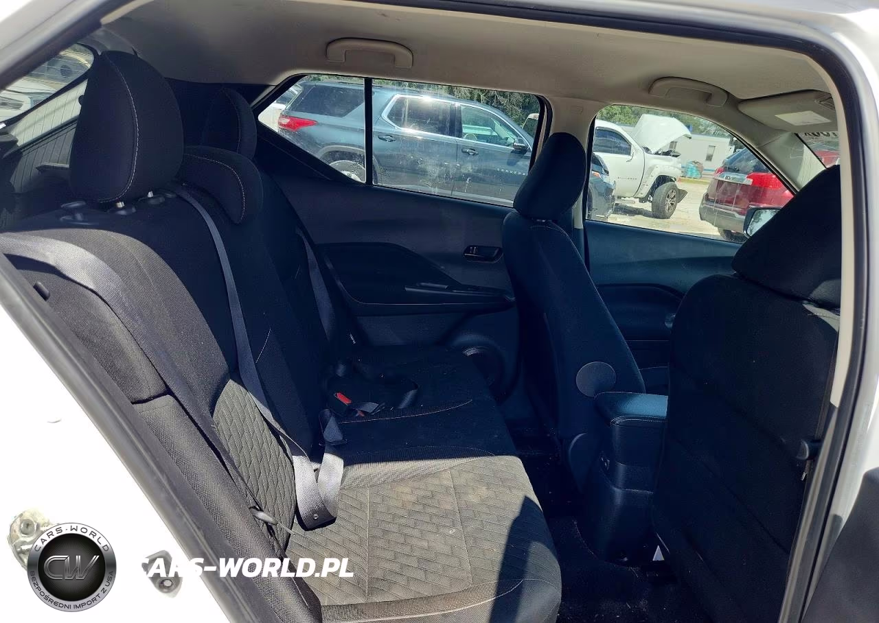 2022 Nissan Kicks S VIN:3N1CP5BV2NL514055 - 11