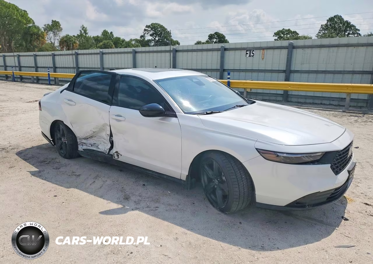 2023 Honda Accord Hybrid Sport-L VIN:1HGCY2F72PA014025 - 4