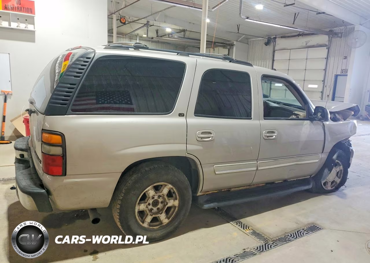 2005 Chevrolet Tahoe C1500 VIN:1GNEC13TX5J177611 - 3