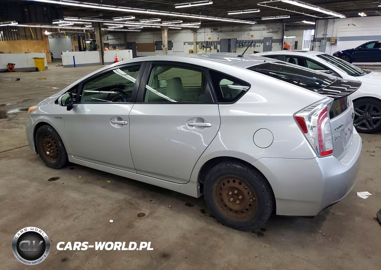 2013 Toyota Prius Two VIN:JTDKN3DU8D0353245 - 2