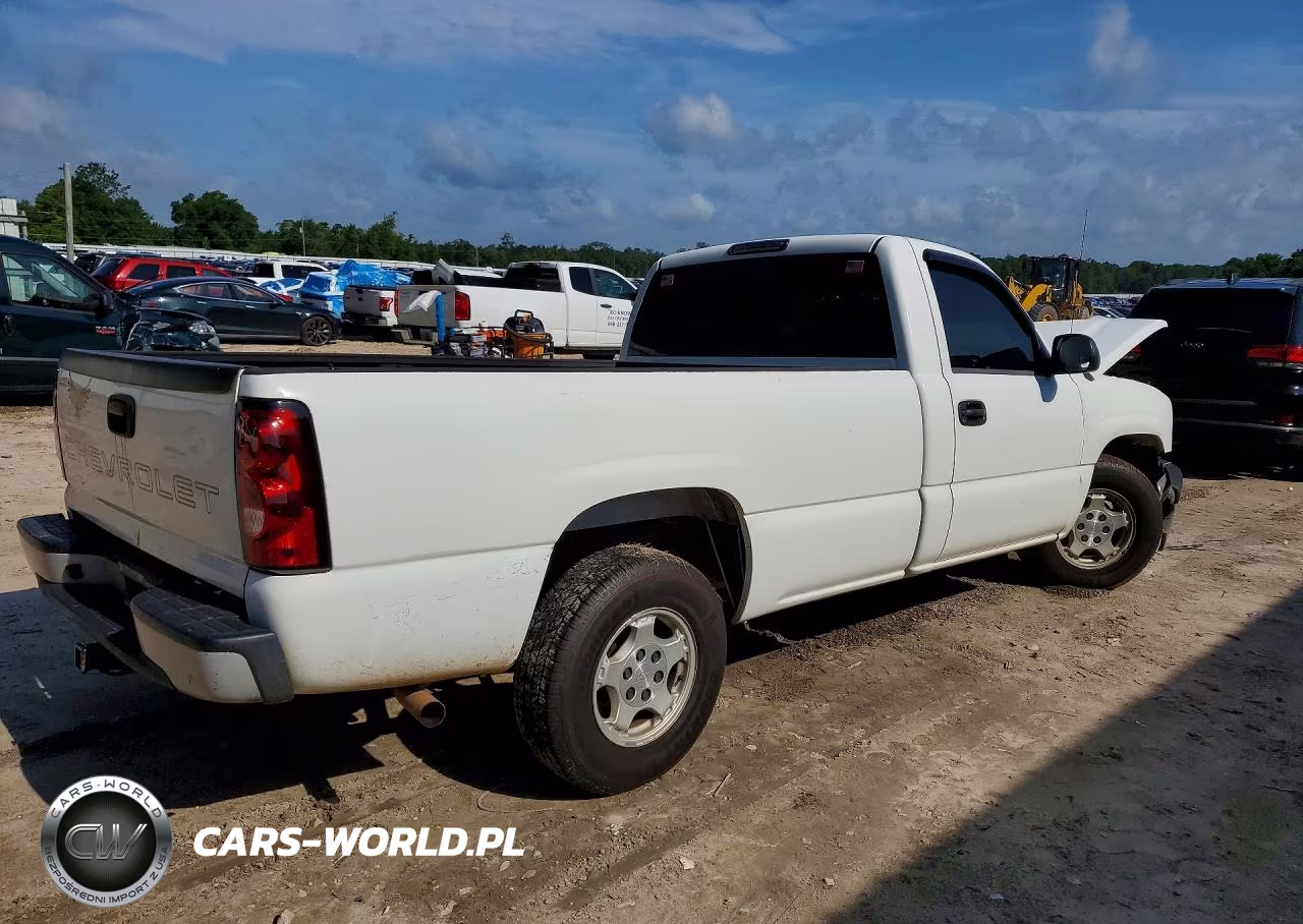 2003 Chevrolet Silverado C1500 VIN:1GCEC14TX3Z290786 - 3