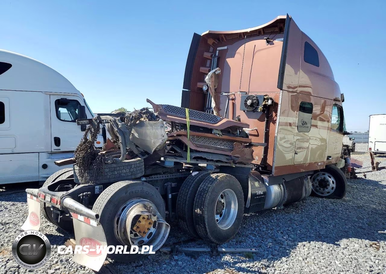 2023 Peterbilt 579 Semi Truck VIN:1XPBD49X5PD864953 - 4