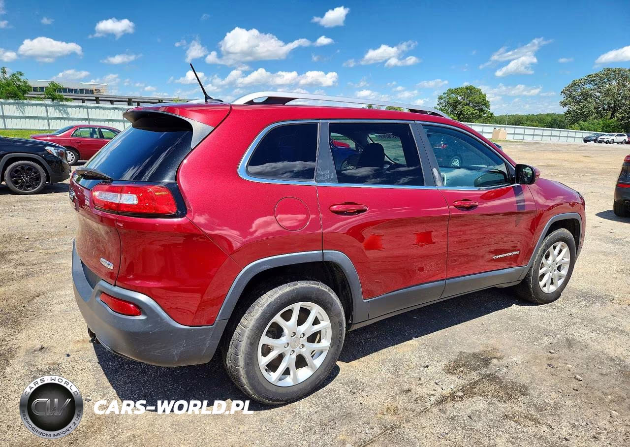 2014 Jeep Cherokee Latitude VIN:1C4PJMCB2EW252515 - 3