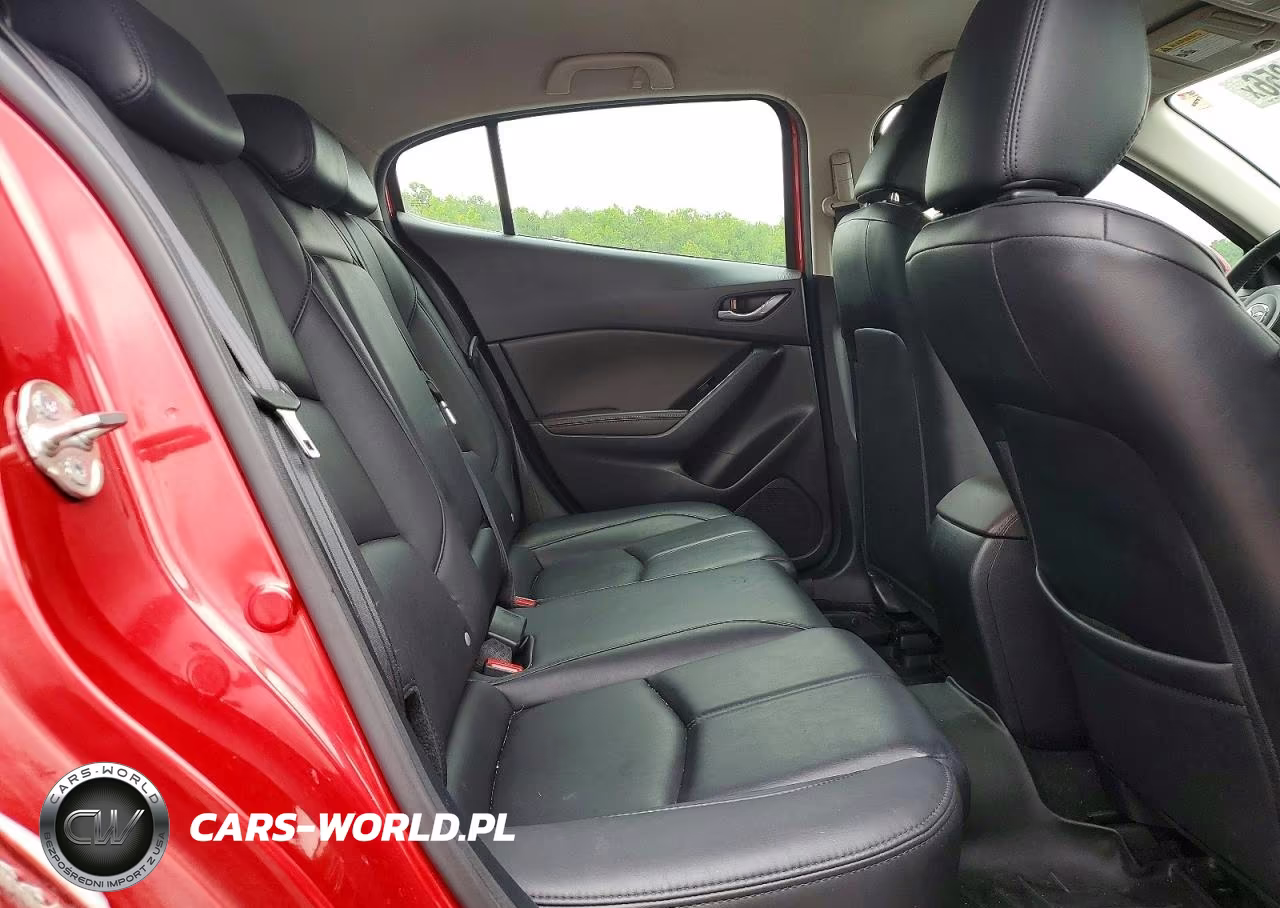 2018 Mazda 3 Touring VIN:3MZBN1L3XJM197616 - 10