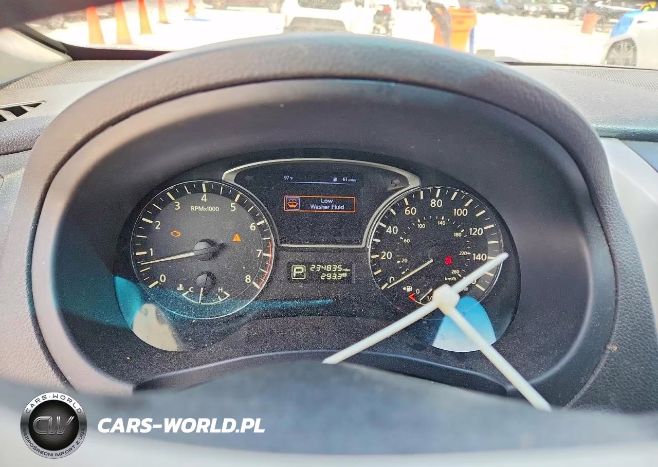 2015 Nissan Altima 2.5 S VIN:1N4AL3AP8FN403668 - 9