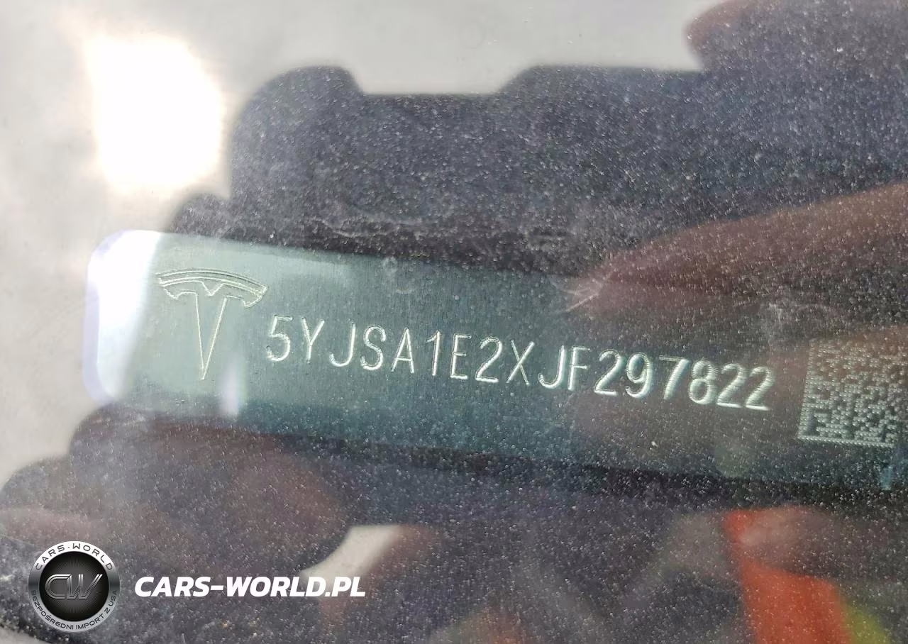 2018 Tesla Model S VIN:5YJSA1E2XJF297822 - 12