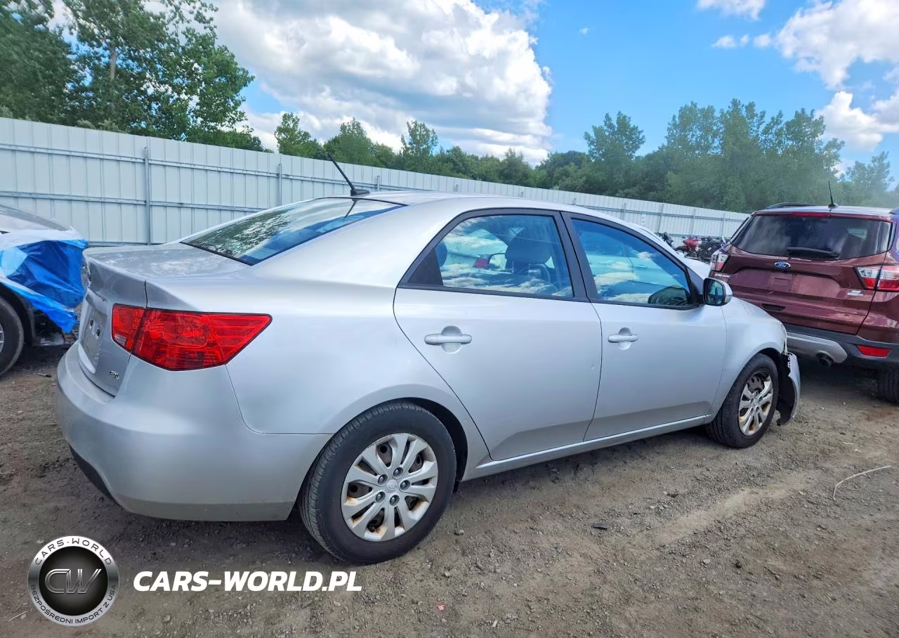 2013 Kia Forte Ex VIN:KNAFU4A25D5702245 - 3