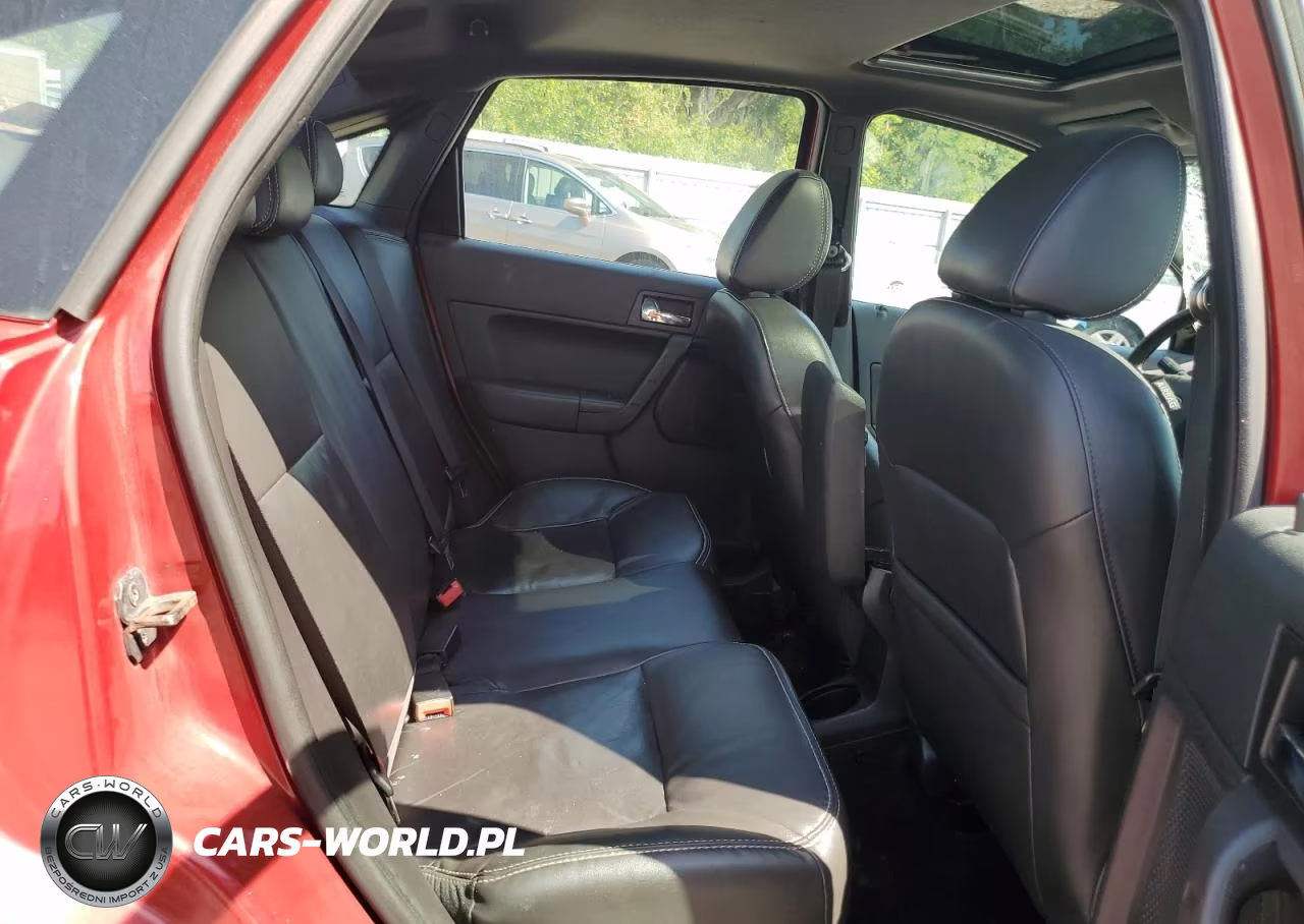 2010 Ford Focus Ses VIN:1FAHP3GN2AW292949 - 10