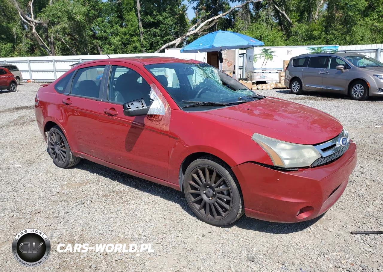 2010 Ford Focus Ses VIN:1FAHP3GN2AW292949 - 4