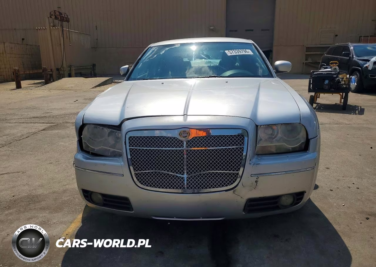 2005 Chrysler 300 Touring VIN:2C3JA53G15H141562 - 5