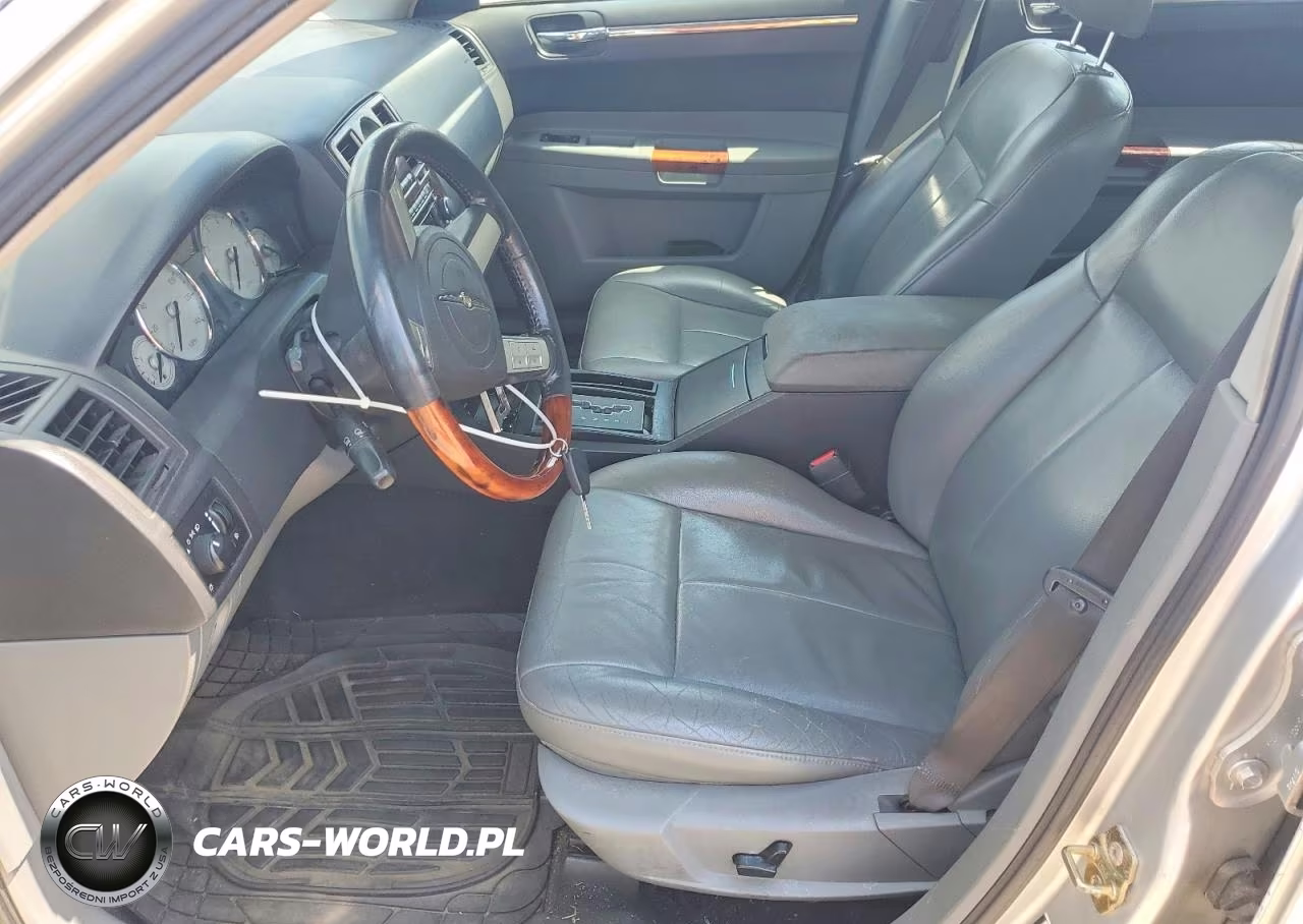 2005 Chrysler 300 Touring VIN:2C3JA53G15H141562 - 7