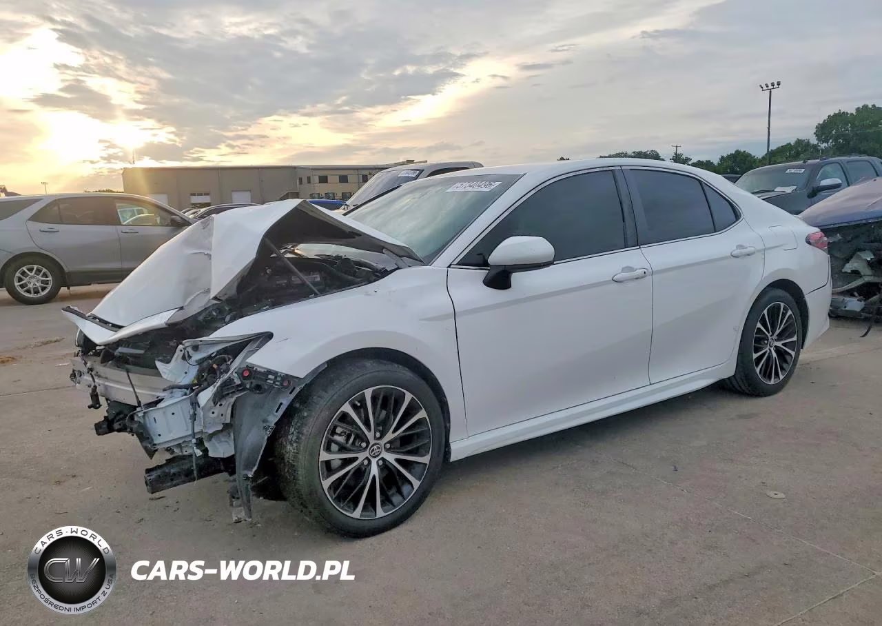 2018 Toyota Camry Se – zdjęcie 1 z 12