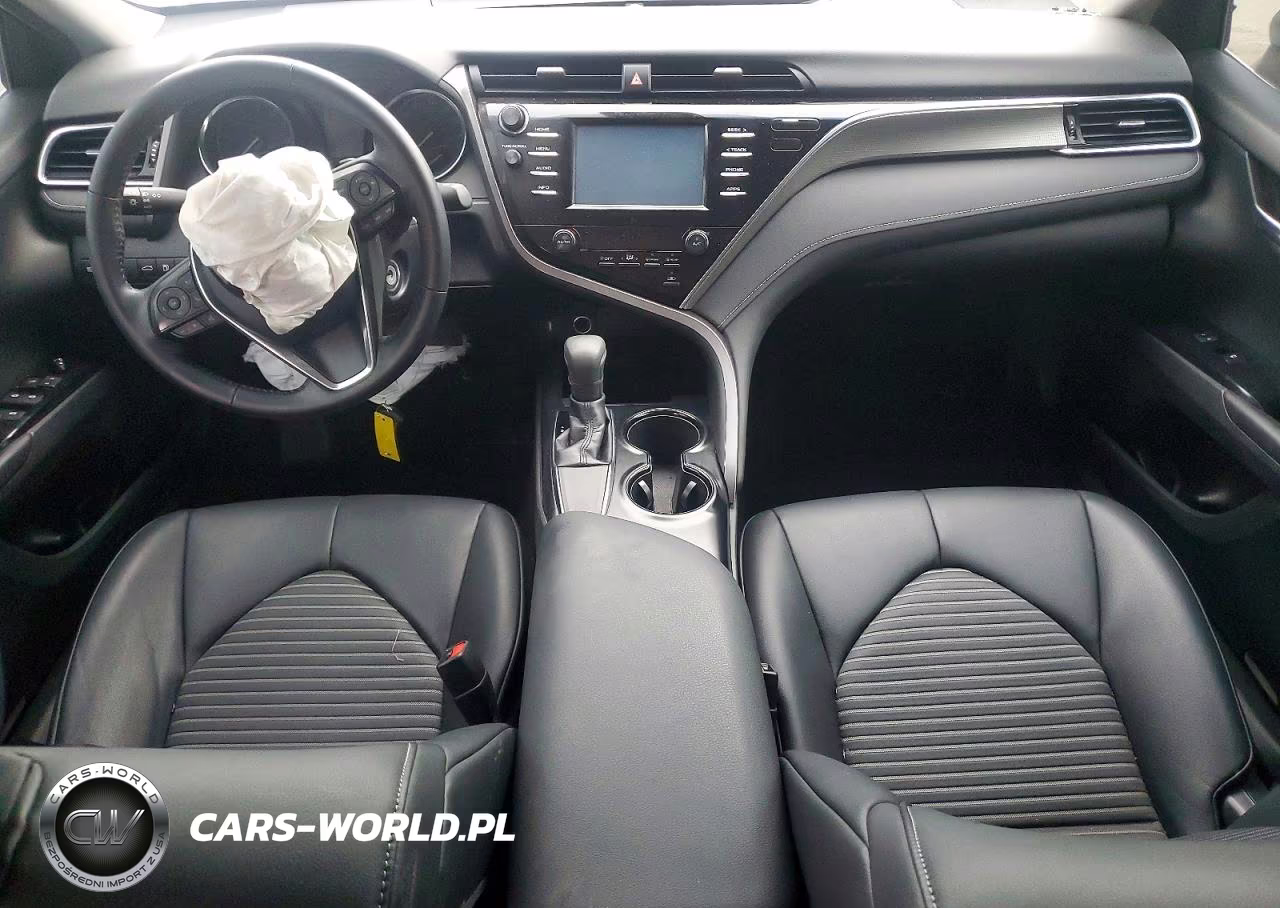 2018 Toyota Camry Se VIN:4T1B11HK7JU667039 - 8