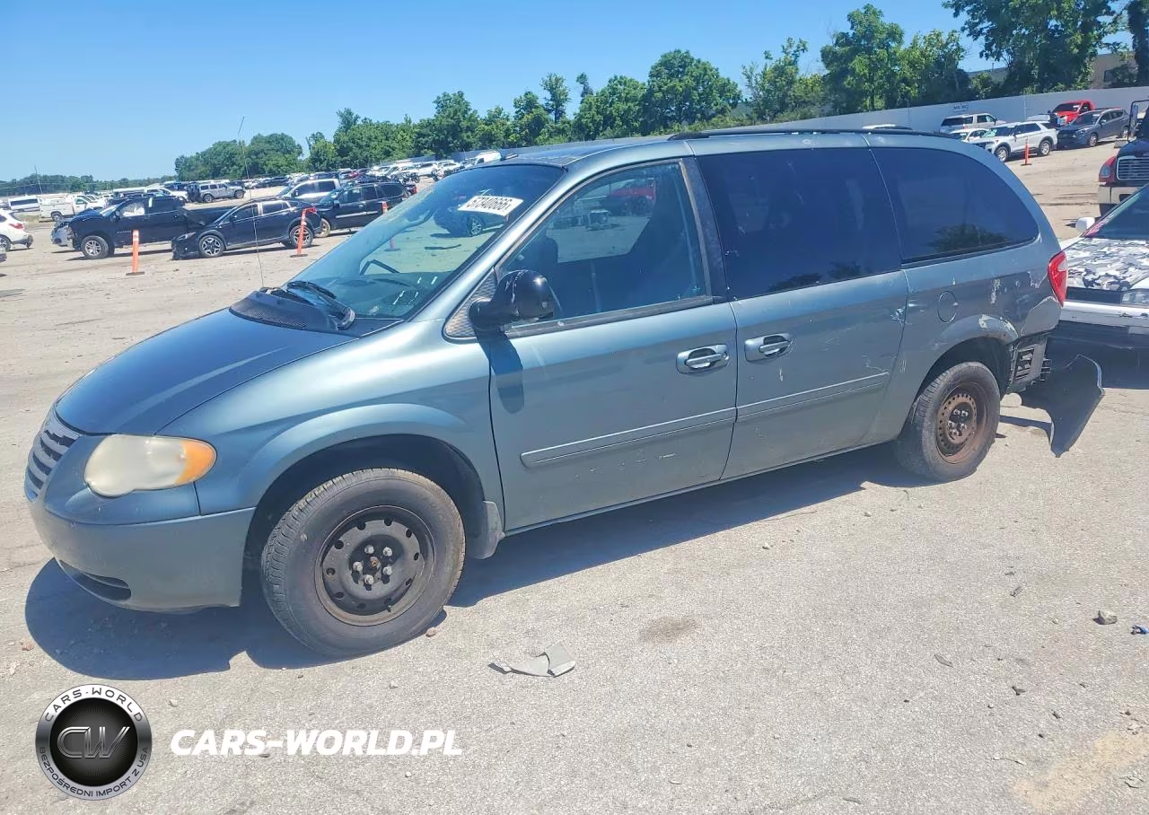 2007 Chrysler Town & Country Lx