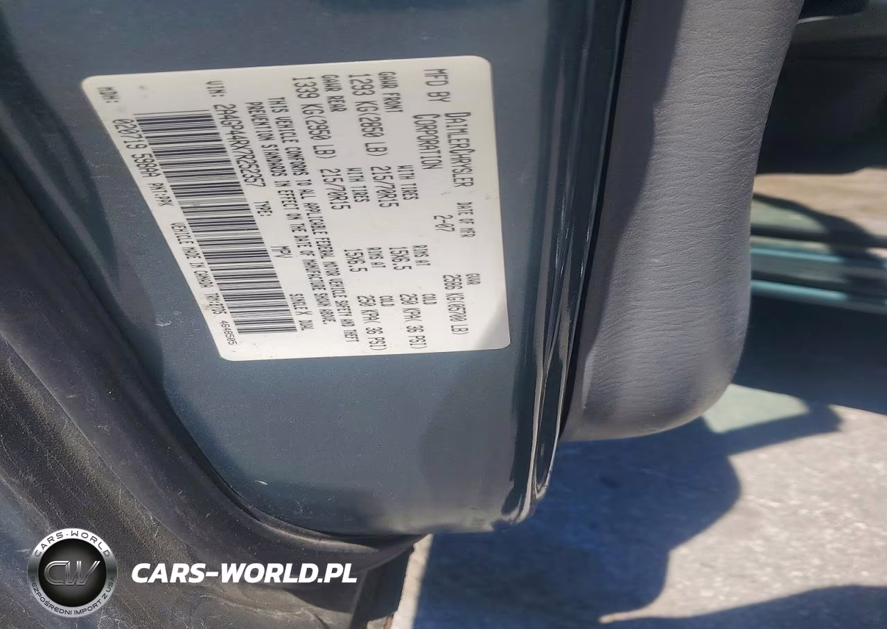 2007 Chrysler Town & Country Lx VIN:2A4GP44RX7R252357 - 13