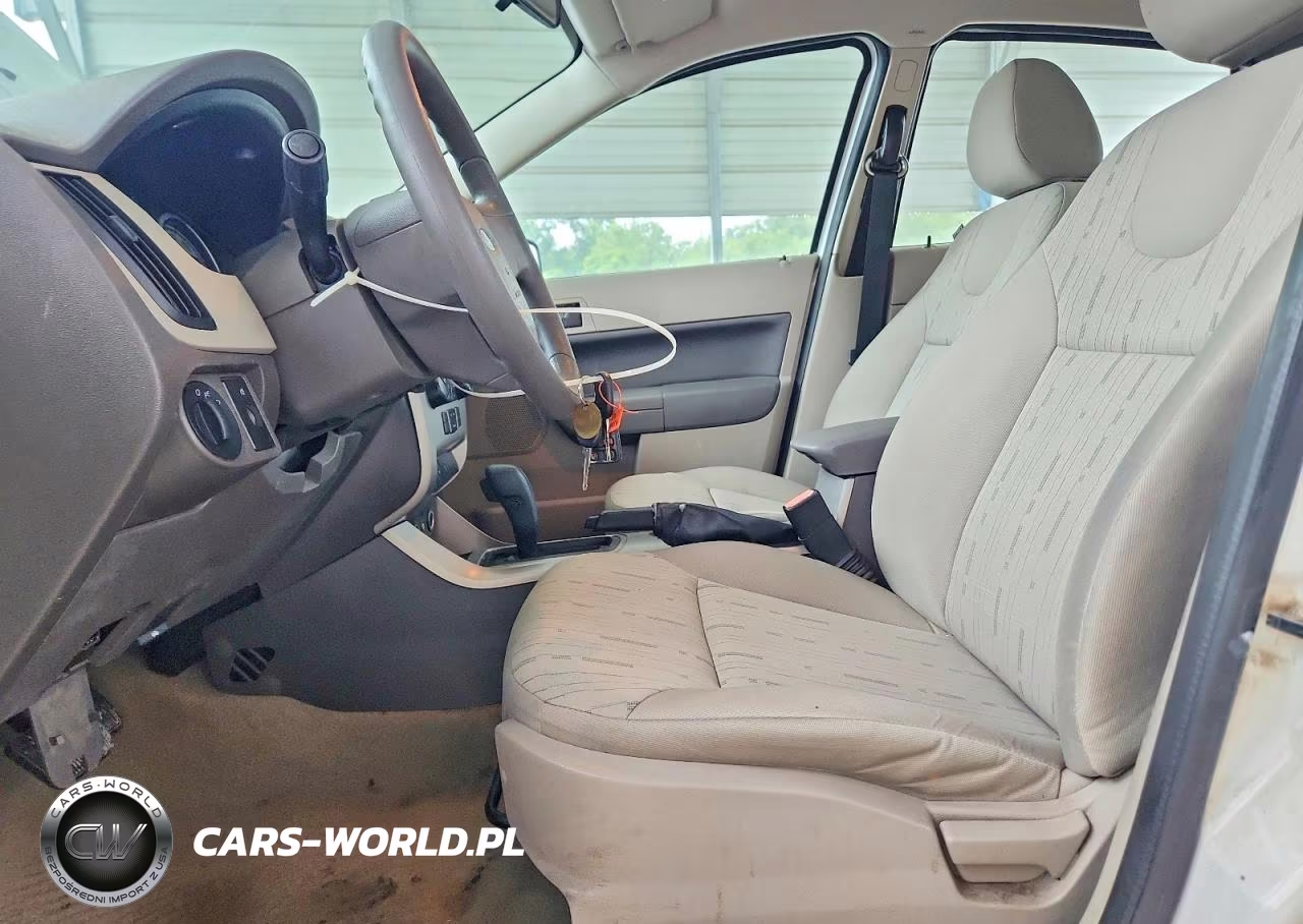 2008 Ford Focus Se VIN:1FAHP35N58W182636 - 7