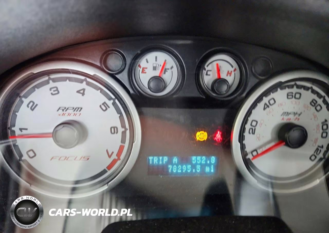 2008 Ford Focus Se VIN:1FAHP35N58W182636 - 9