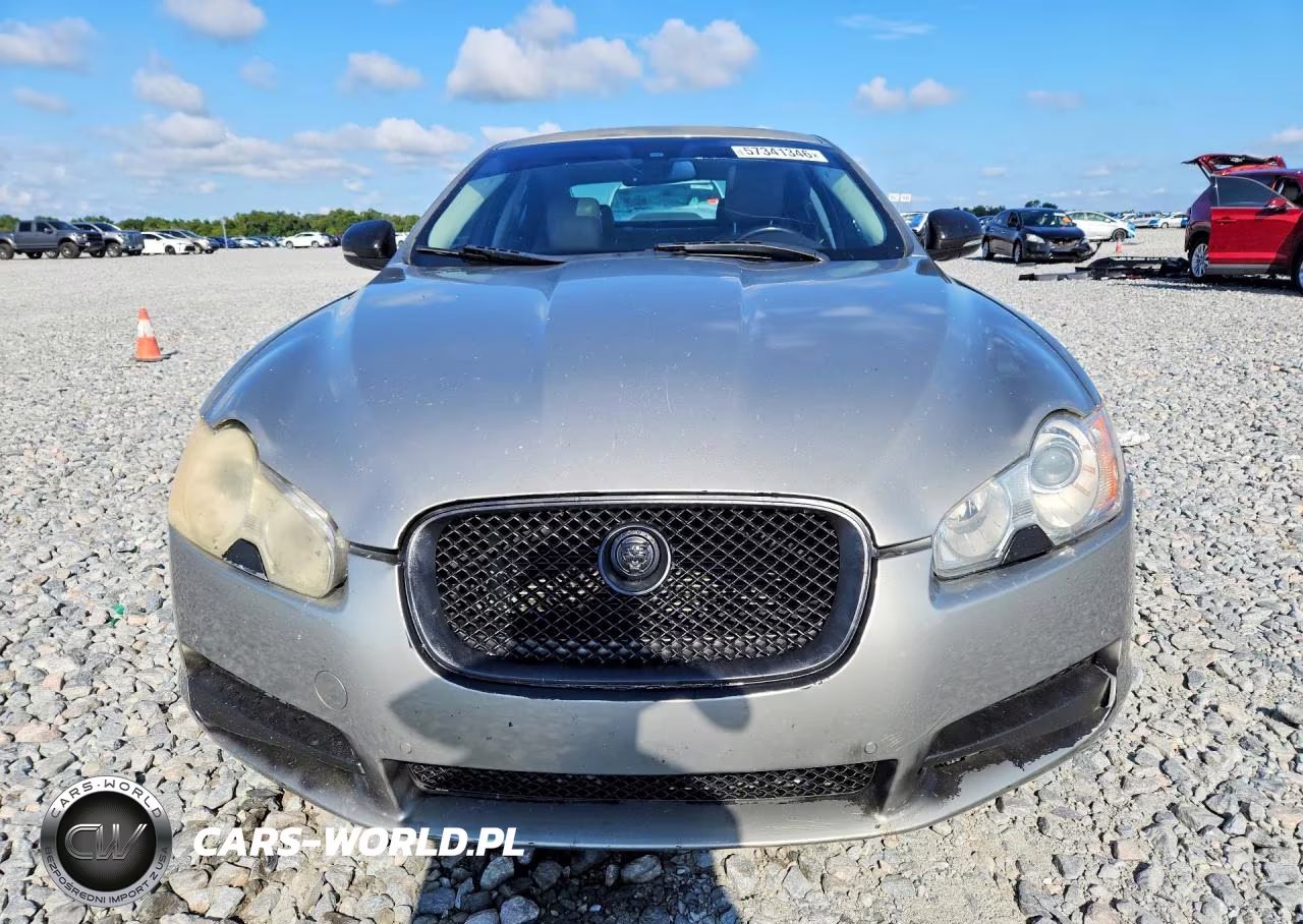 2011 Jaguar Xf Premium VIN:SAJWA0GB8BLS18379 - 5