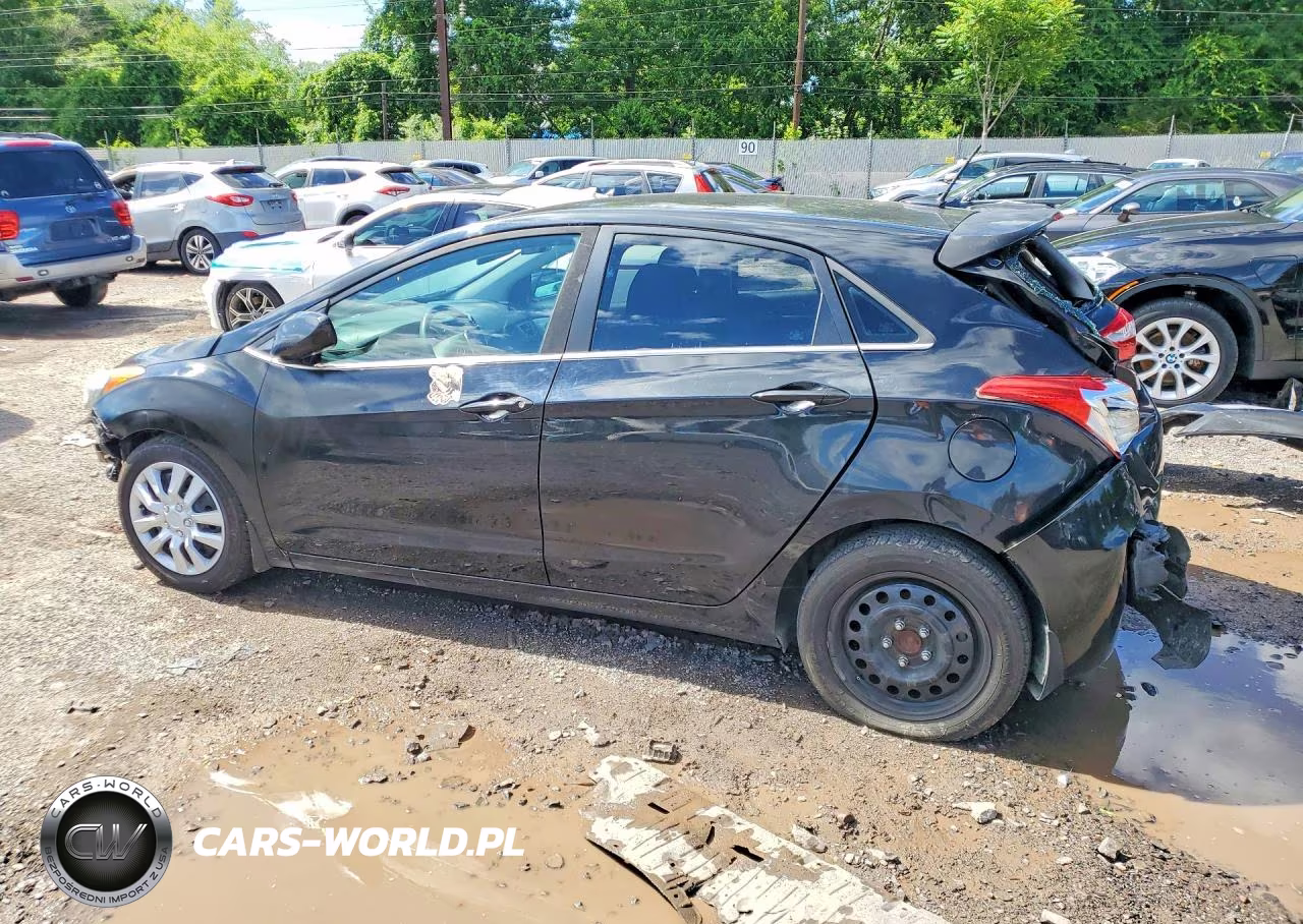 2016 Hyundai Elantra Gt Base VIN:KMHD35LH7GU313729 - 2