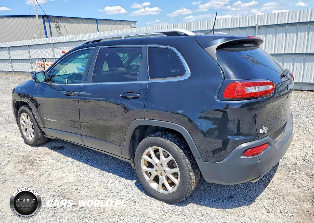 2018 Jeep Cherokee Latitude Plus VIN:1C4PJLLX2JD519129 - 2
