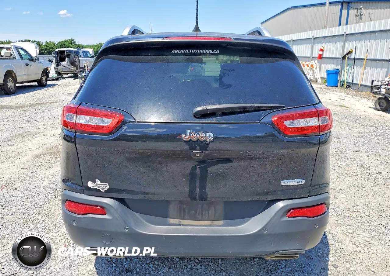 2018 Jeep Cherokee Latitude Plus VIN:1C4PJLLX2JD519129 - 6
