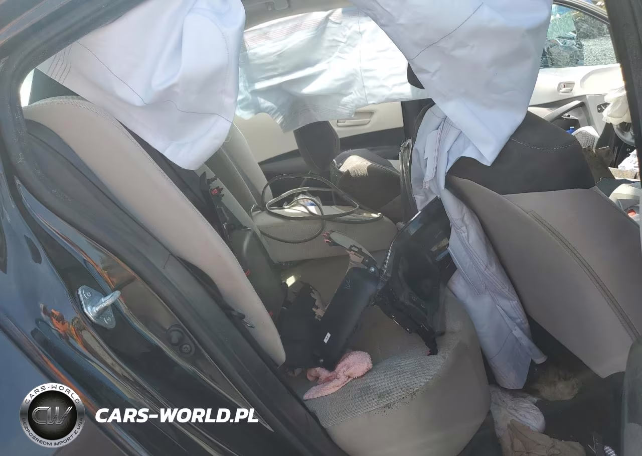 2022 Toyota Corolla Le VIN:5YFEPMAE5NP388648 - 10