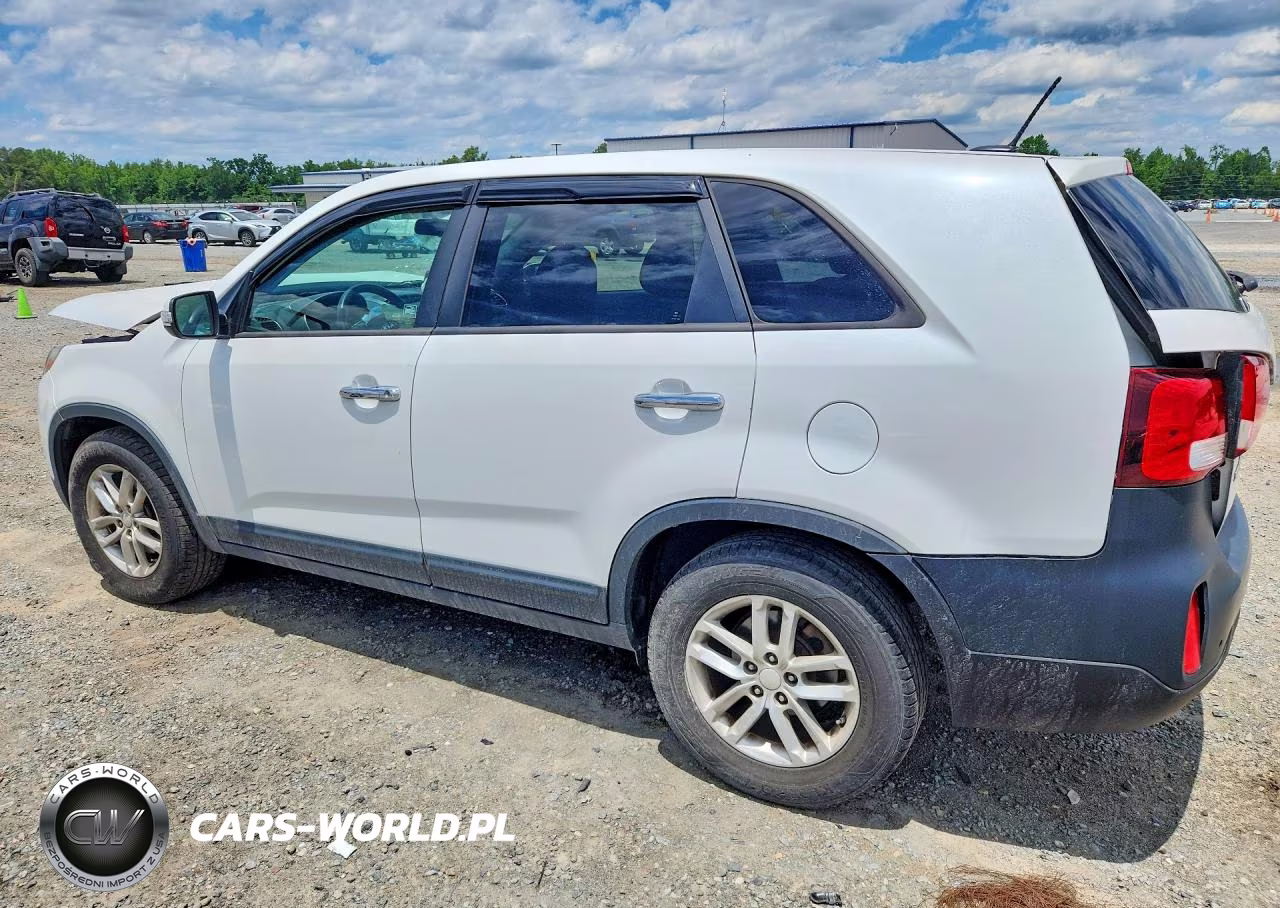 2015 Kia Sorento Lx VIN:5XYKT3A67FG619119 - 2