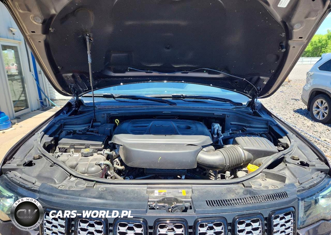 2021 Jeep Grand Cherokee Laredo VIN:1C4RJFAGXMC819086 - 12