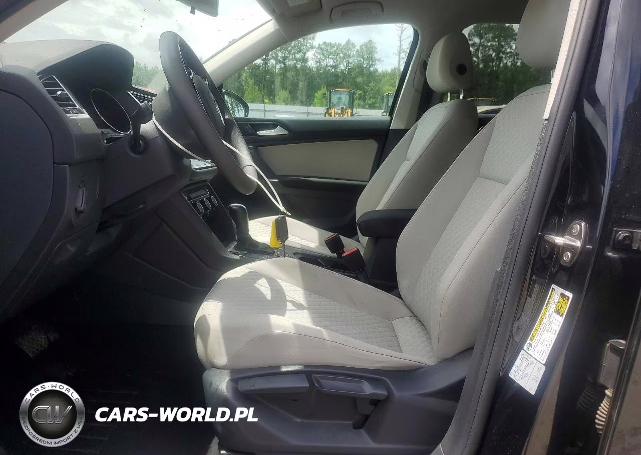 2018 Volkswagen Tiguan S VIN:3VV0B7AX4JM154502 - 7