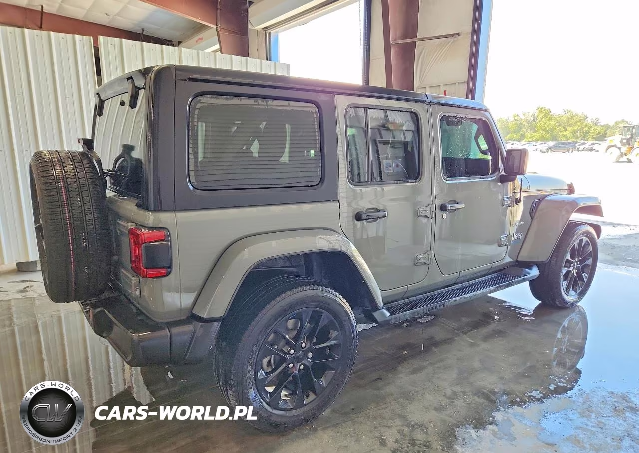 2023 Jeep Wrangler Sahara 4Xe VIN:1C4JJXP63PW537392 - 3