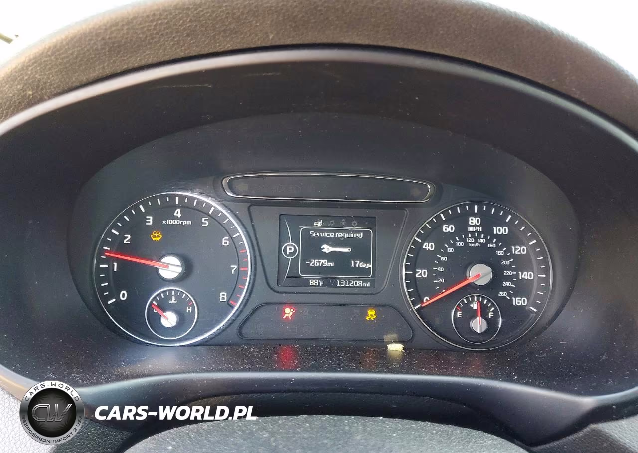 2018 Kia Sorento Lx VIN:5XYPG4A32JG346492 - 9