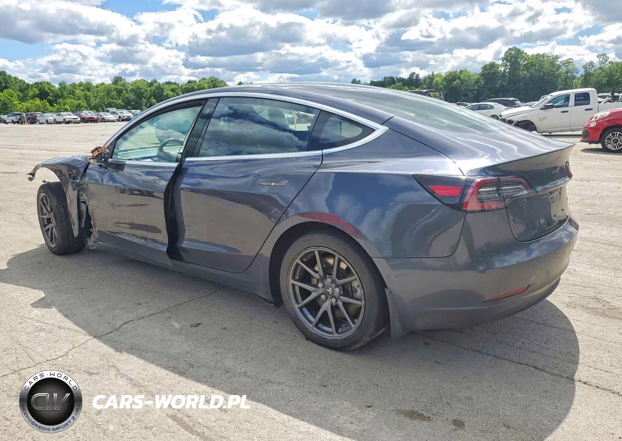 2018 Tesla Model 3 VIN:5YJ3E1EB2JF074988 - 2