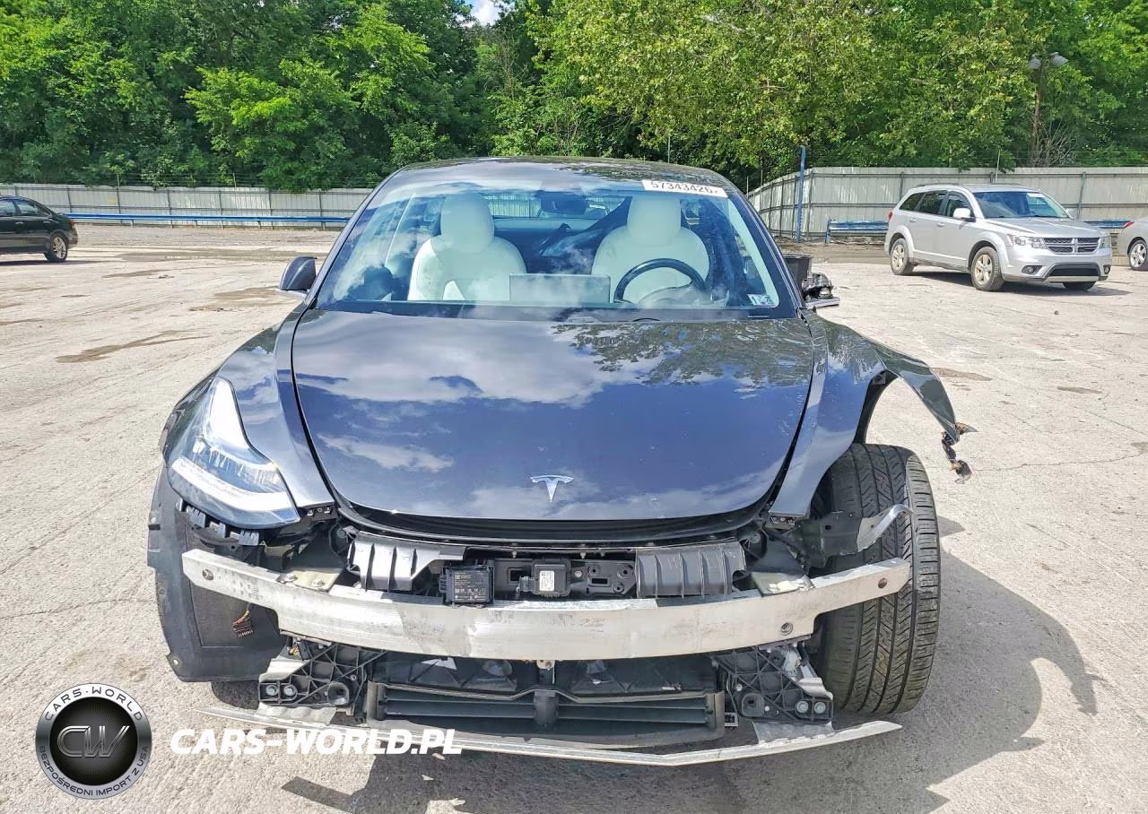 2018 Tesla Model 3 VIN:5YJ3E1EB2JF074988 - 5