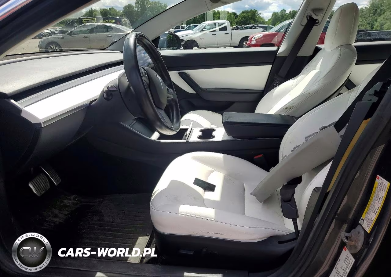 2018 Tesla Model 3 VIN:5YJ3E1EB2JF074988 - 7