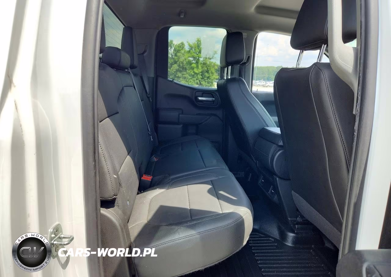 2020 Chevrolet Silverado C1500 VIN:1GCRWAEH2LZ300682 - 10