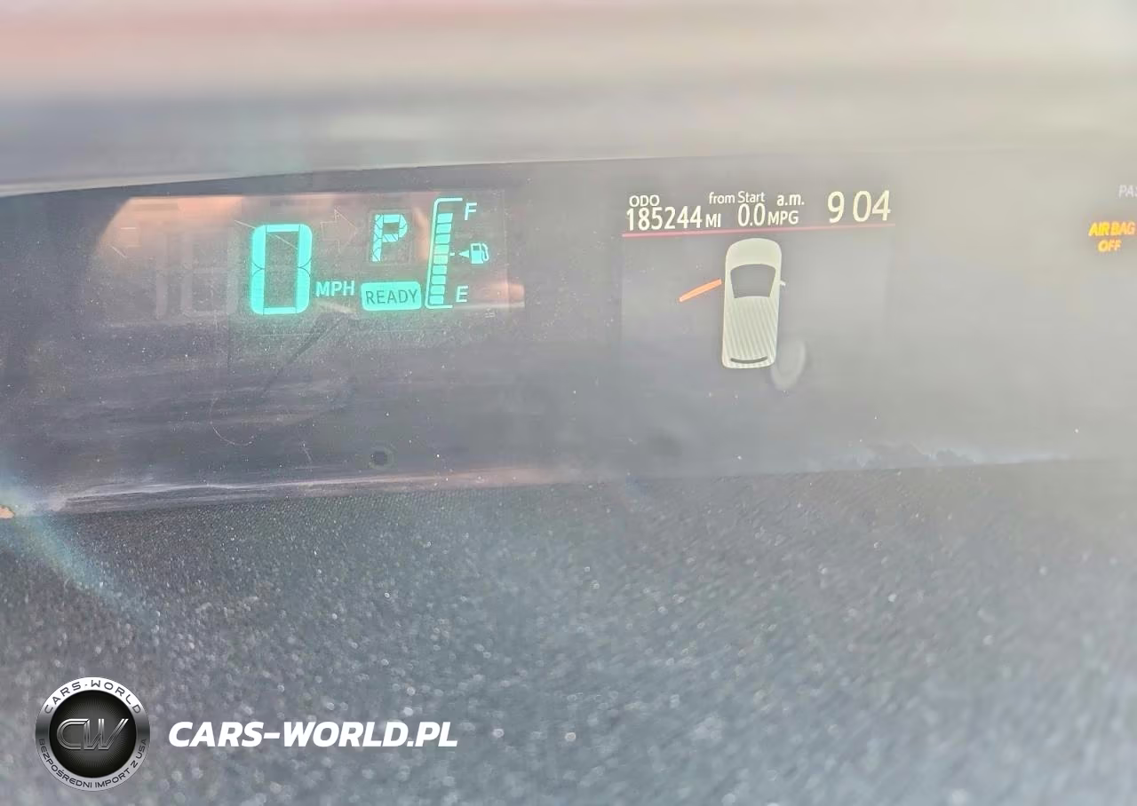 2012 Toyota Prius C Two VIN:JTDKDTB37C1008830 - 9